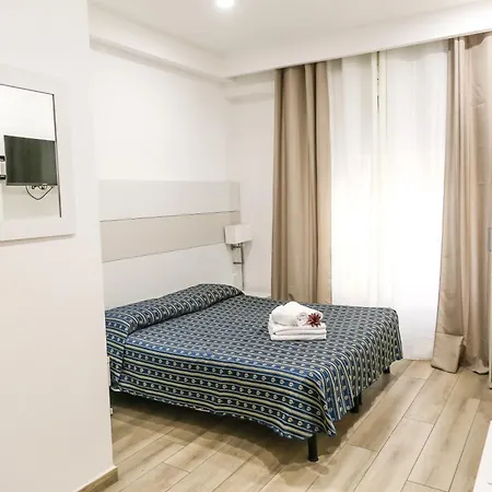 Hotel Athena