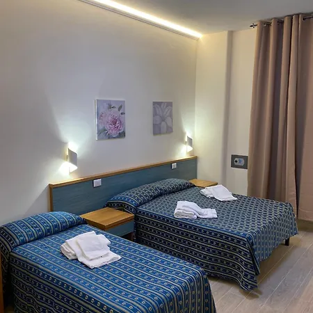 Hotel Athena