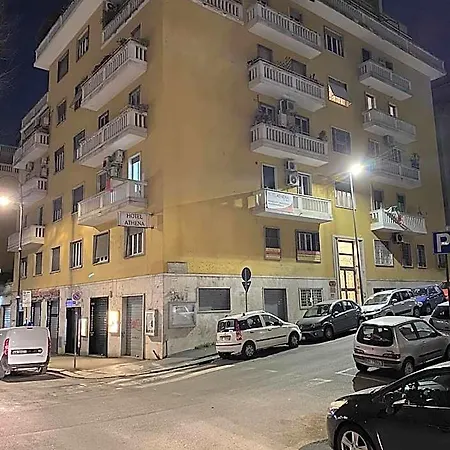 Athena Hotel 3*