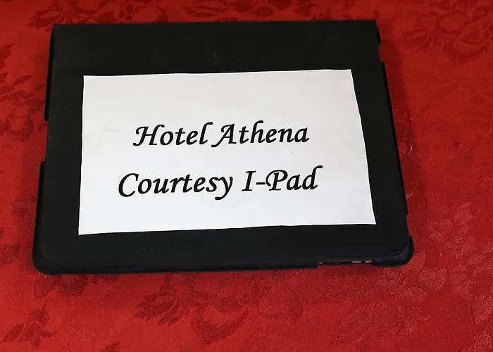 Hotel Athena 3*